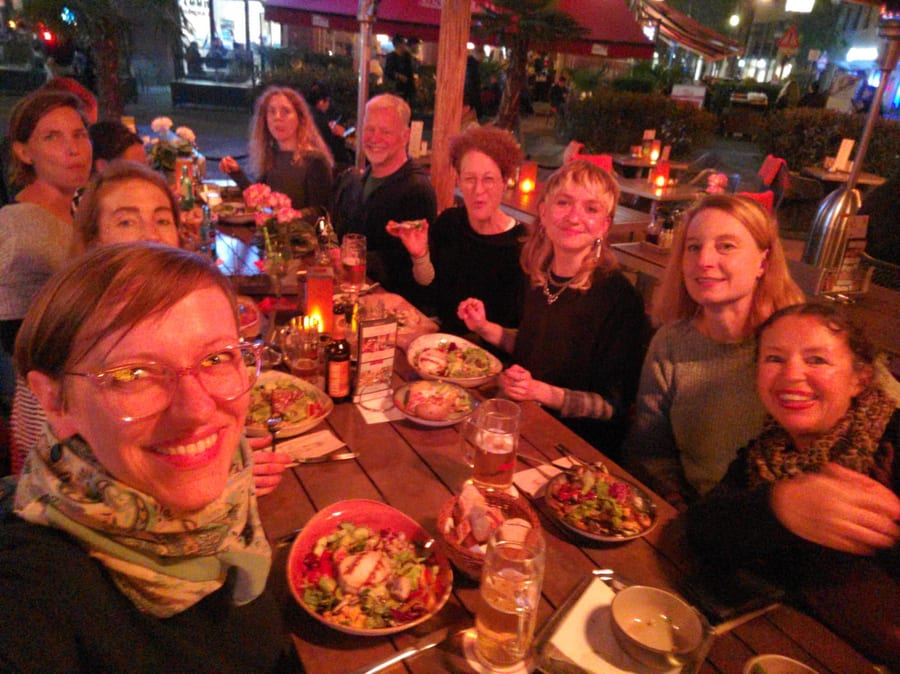 Gemeinsames Abendessen Teach LOVE